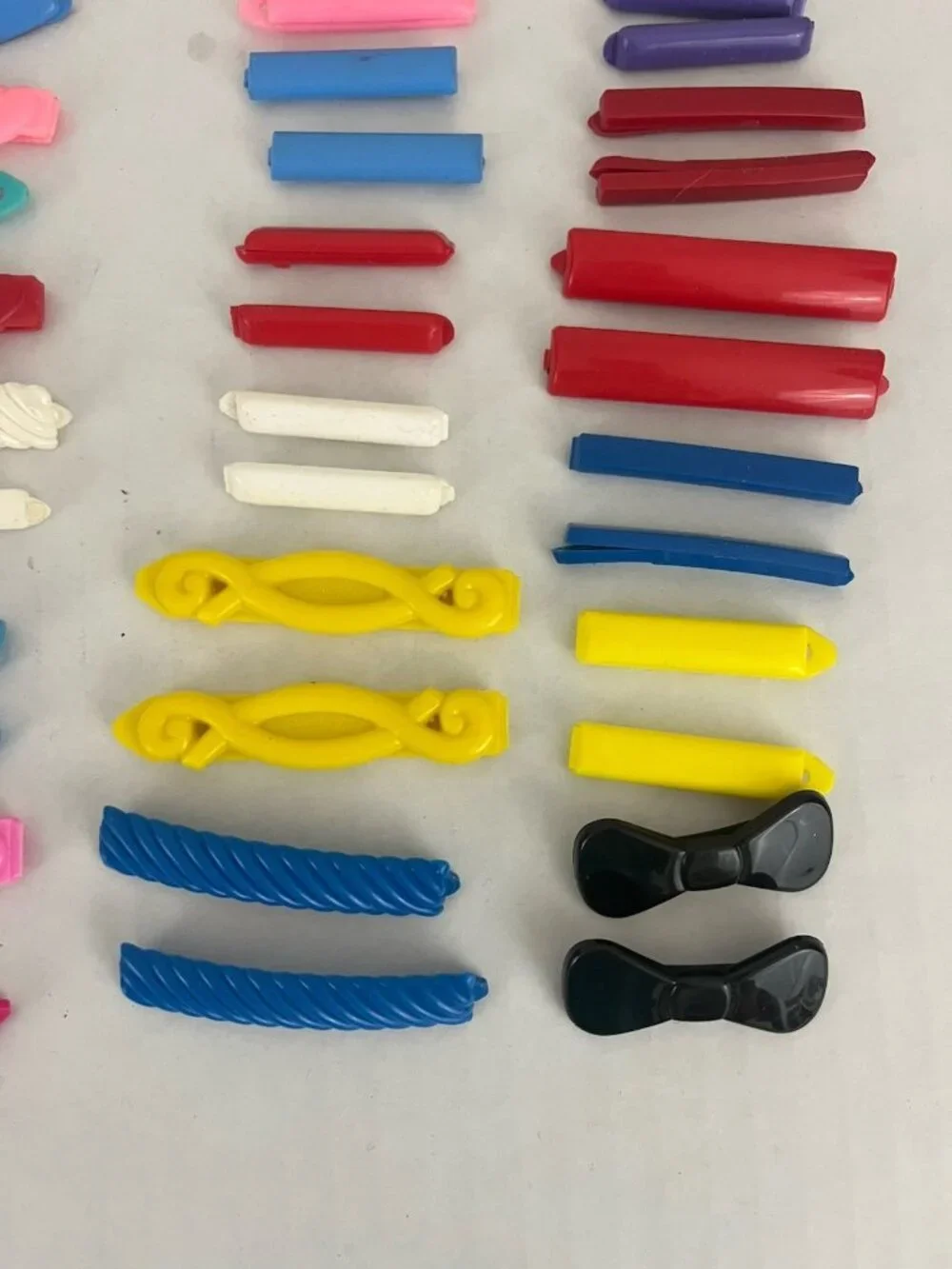 Vintage Hair Accessories Plastic Barrettes Clips Lot of 44 Singles & Sets